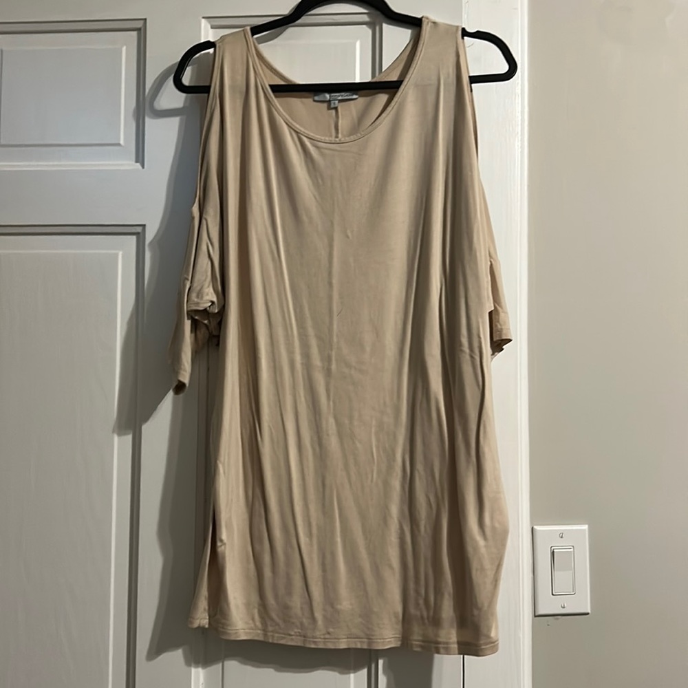 emma’s closet shoulder-less cream long sleeve top